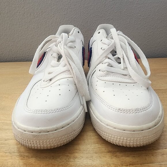 Nike Air Force 1 Chenille Red White Blue Swoosh 823511-106 Youth Size 6.5Y - Picture 8 of 12